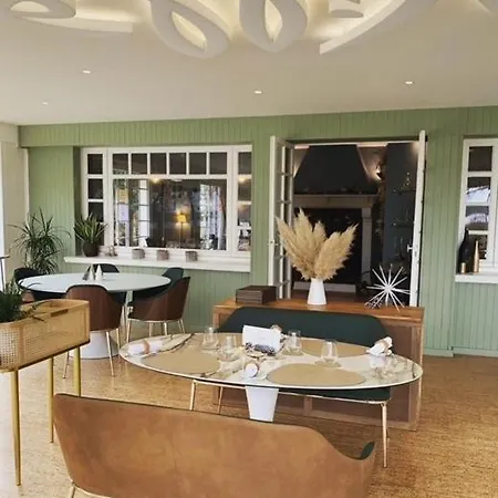 De L'etang Blanc Hotel 3*