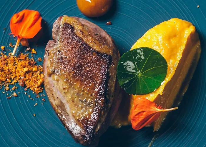 De L'etang Blanc Hotel