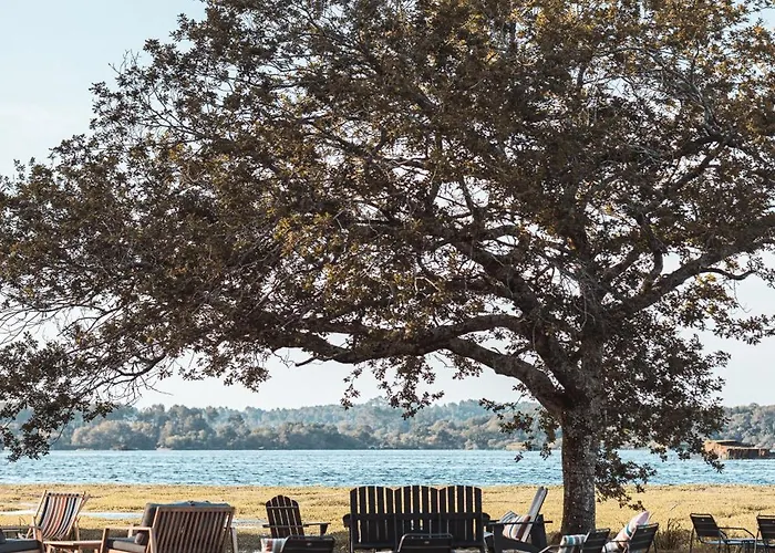 De L'etang Blanc Hotel